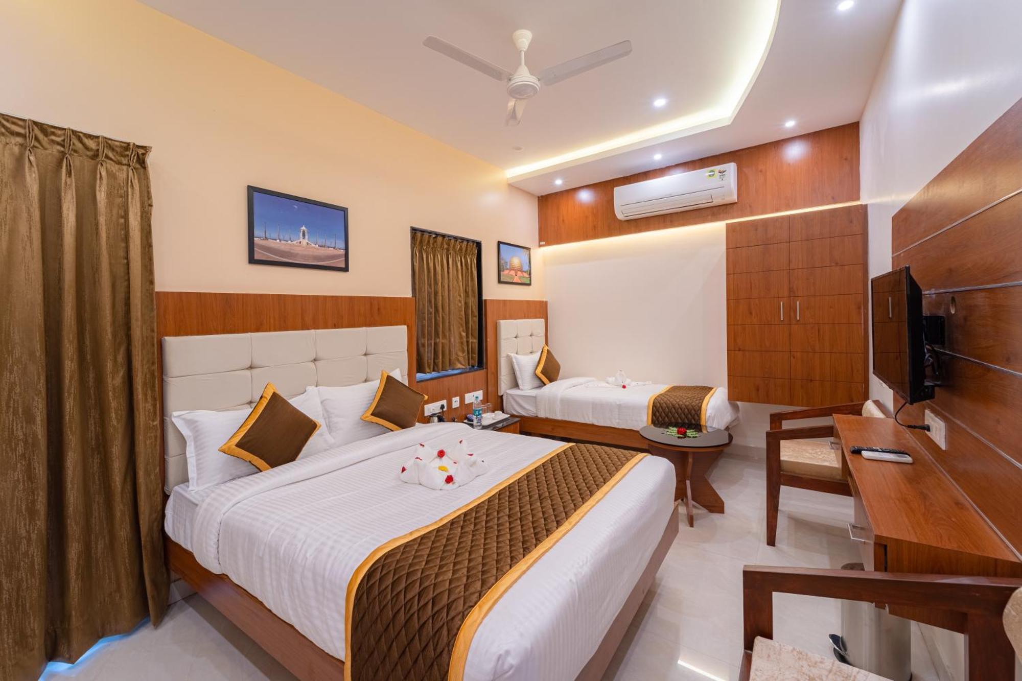 Welcome Grand Residency Pondicherry Exterior photo