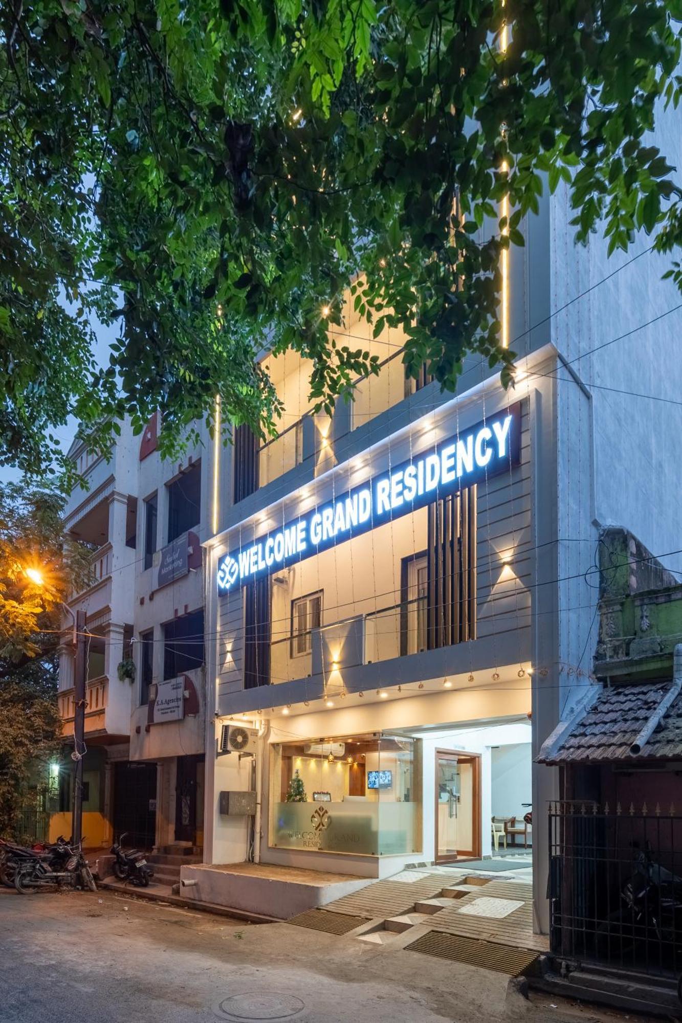 Welcome Grand Residency Pondicherry Exterior photo